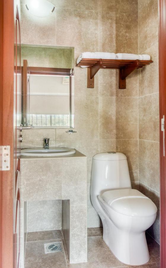 Monte Salerno Hotel&Suites Montemorelos Eksteriør billede