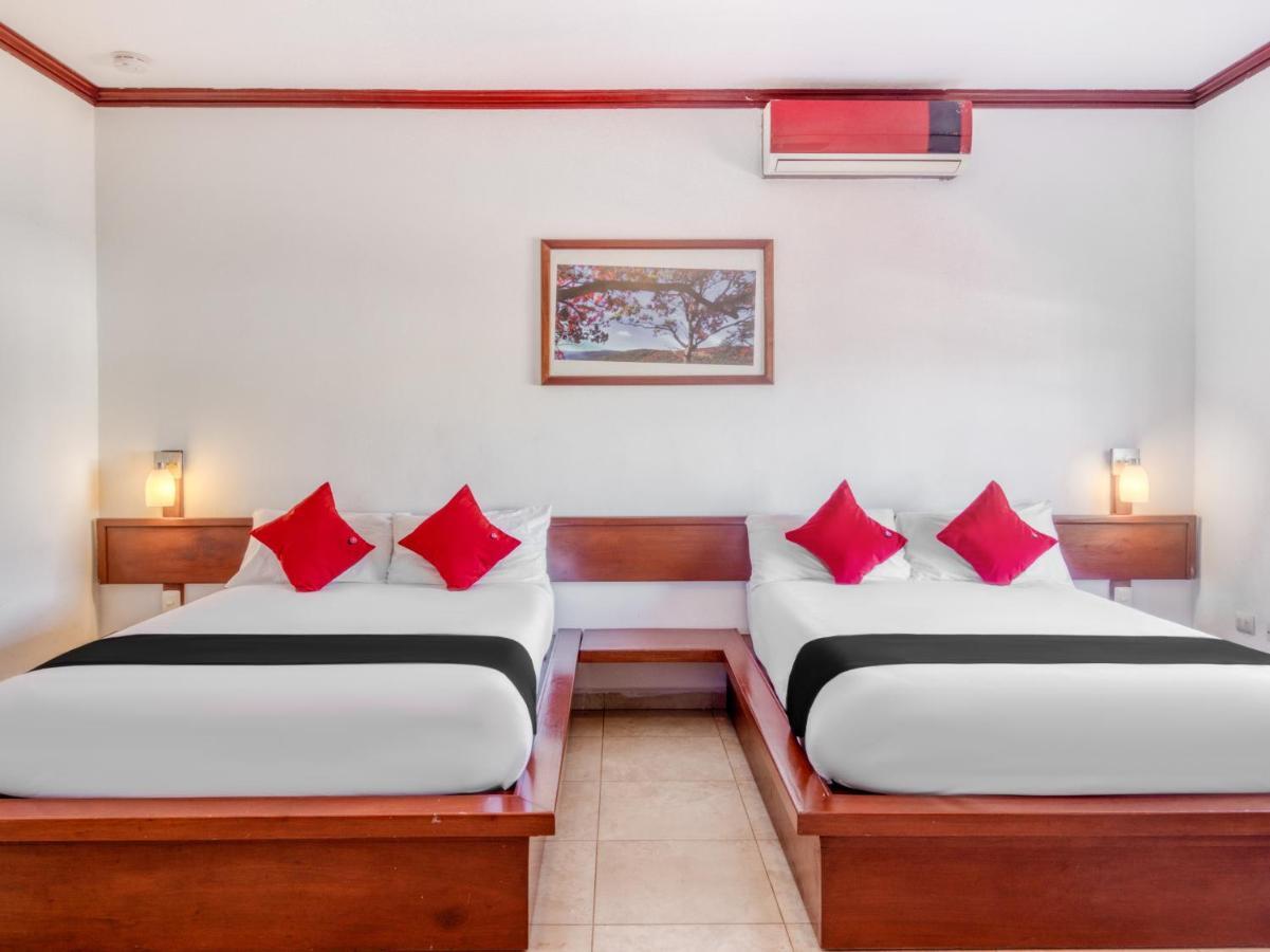 Monte Salerno Hotel&Suites Montemorelos Eksteriør billede
